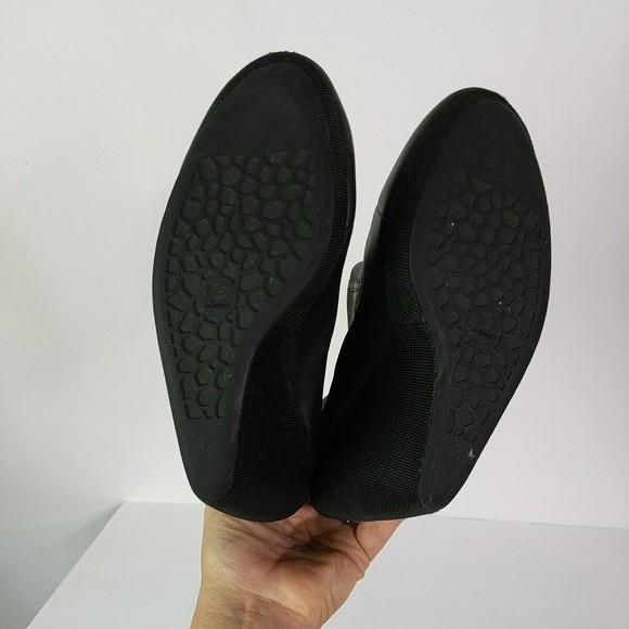 Adidas Black Leather Wedge Heel Bootie Ankle Boot Women Size 7.5 Pull On - Picture 7 of 9